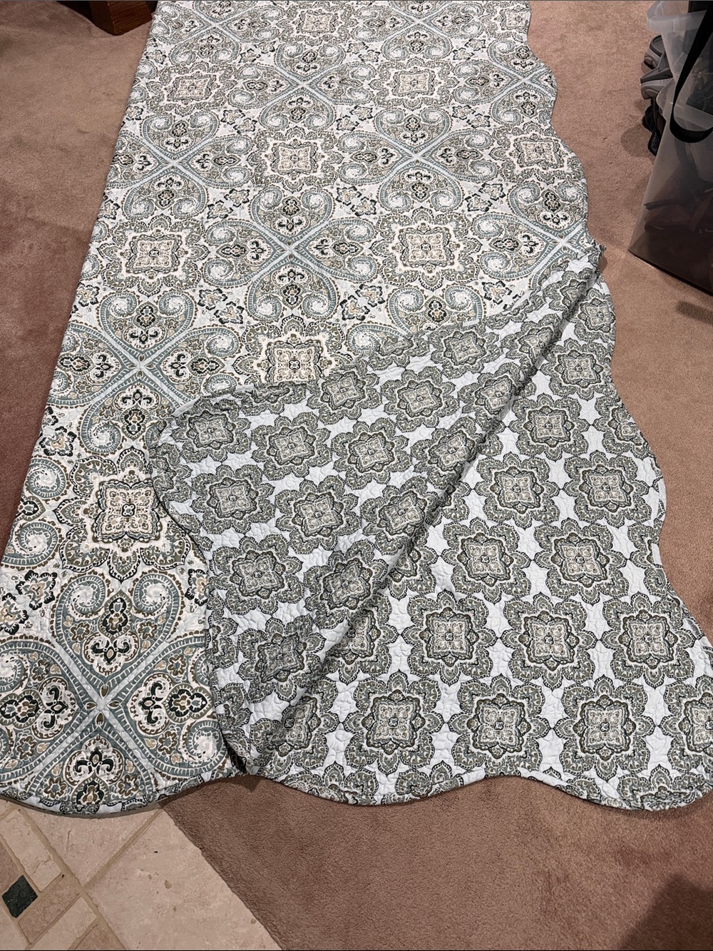 Light weight blanket